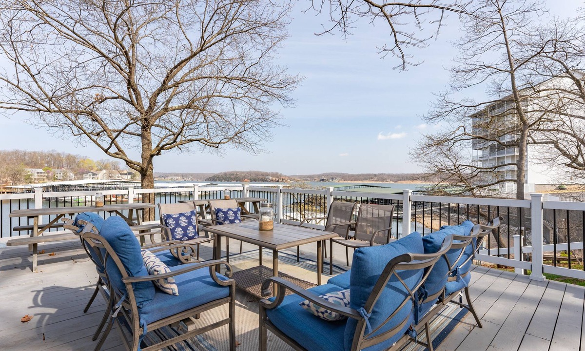 Osage Beach House | Cozy Lakefront House & Private Dock in Osage Beach! August 2026 Special!