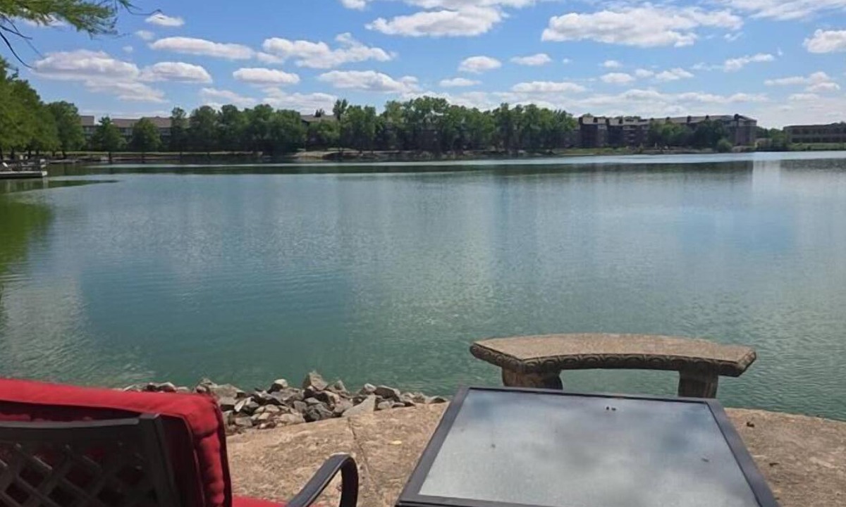 Wichita Apartment | Cozy Lakeside One Bedroom Escape