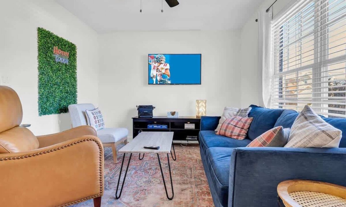 Oxford Condo | Cozy Loft