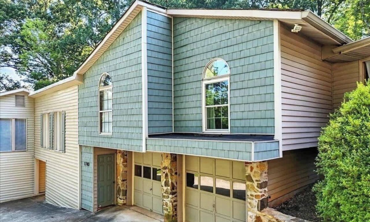 Louisville Villa | Cozy Retro Mid-Century Vibes 2BR Villa TYS UT