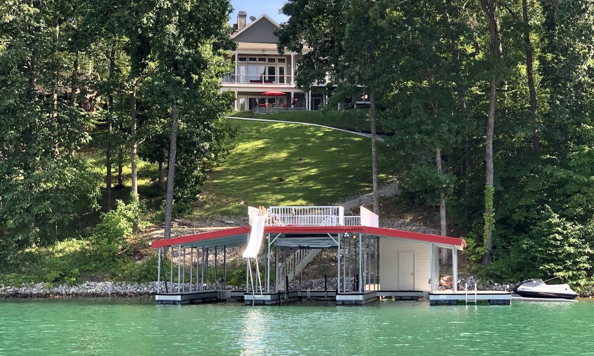 Big Creek House | Dawson Creek Norris Lake House NOW RENTING FOR MAY THROUGH AUGUST OF 2026