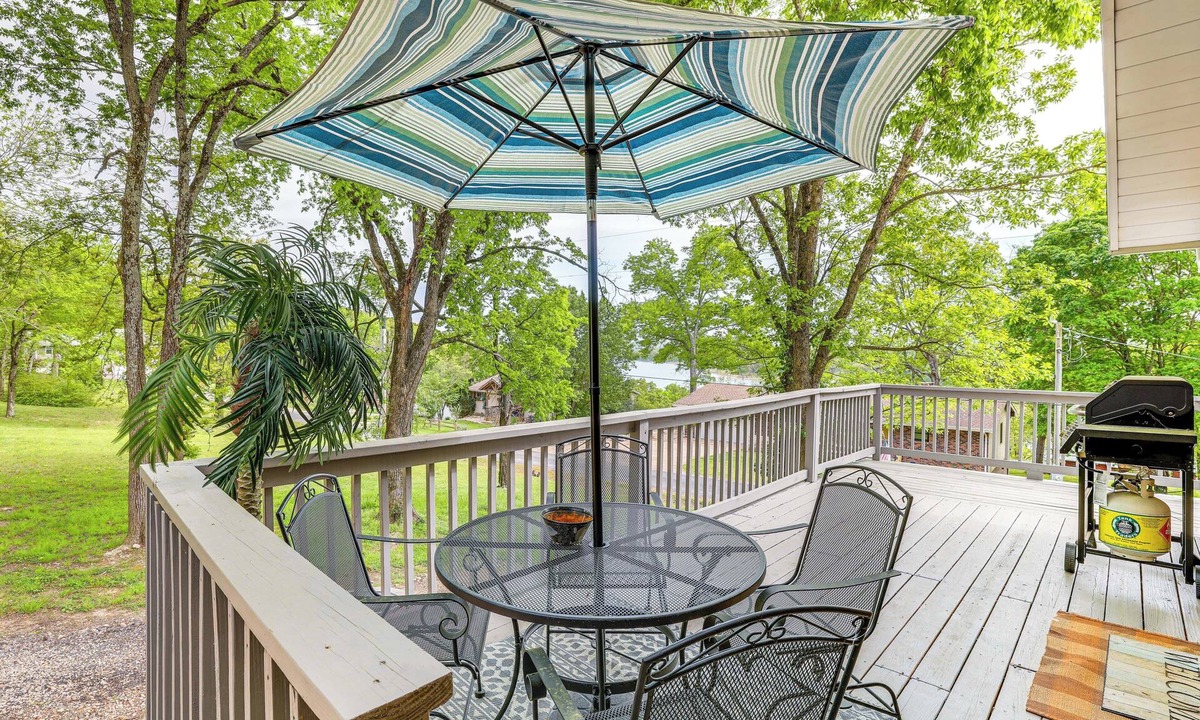 Shell Knob House | Deck & Table Rock Lake View: Shell Knob Escape!