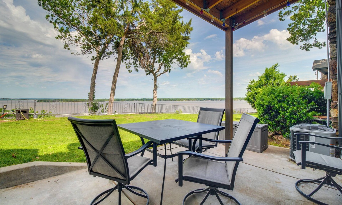 Afton House | Double-Decker View of Grand Lake! Modern Townhome