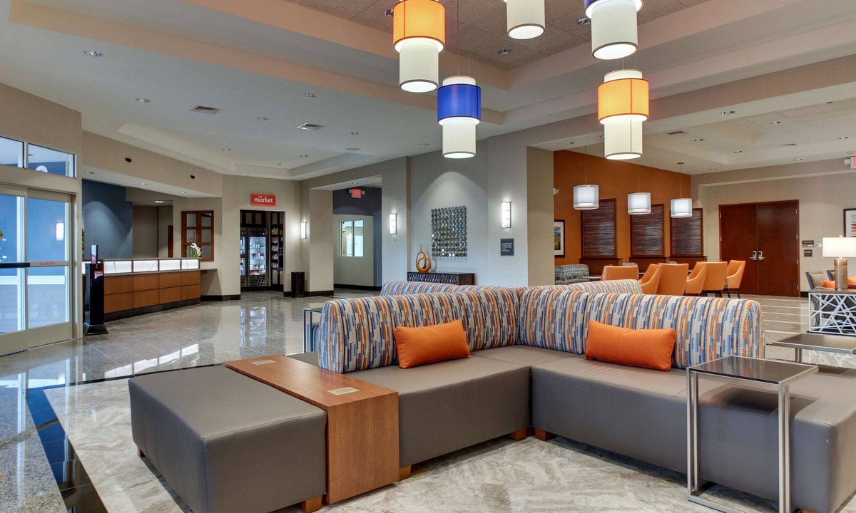 Ashley Oaks Hotel | Drury Inn & Suites Knoxville West