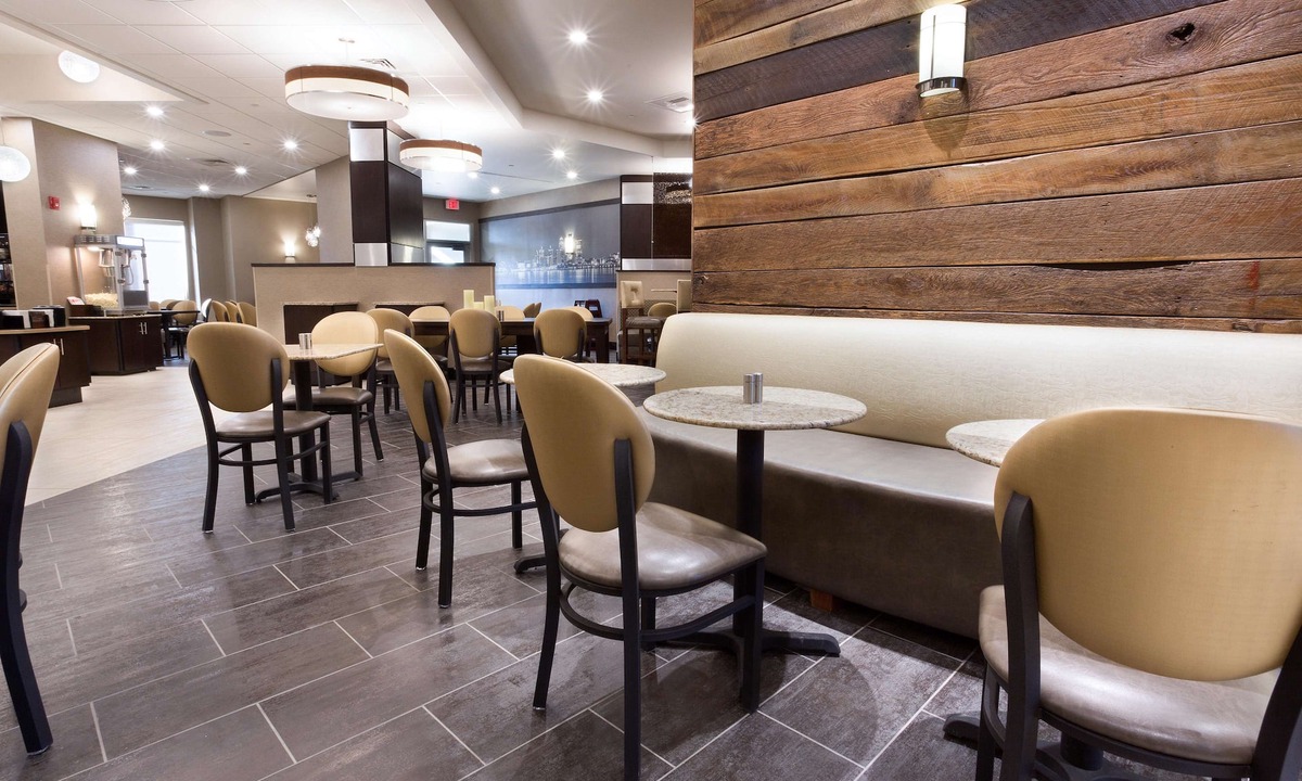 Buechel Hotel | Drury Inn & Suites Louisville North