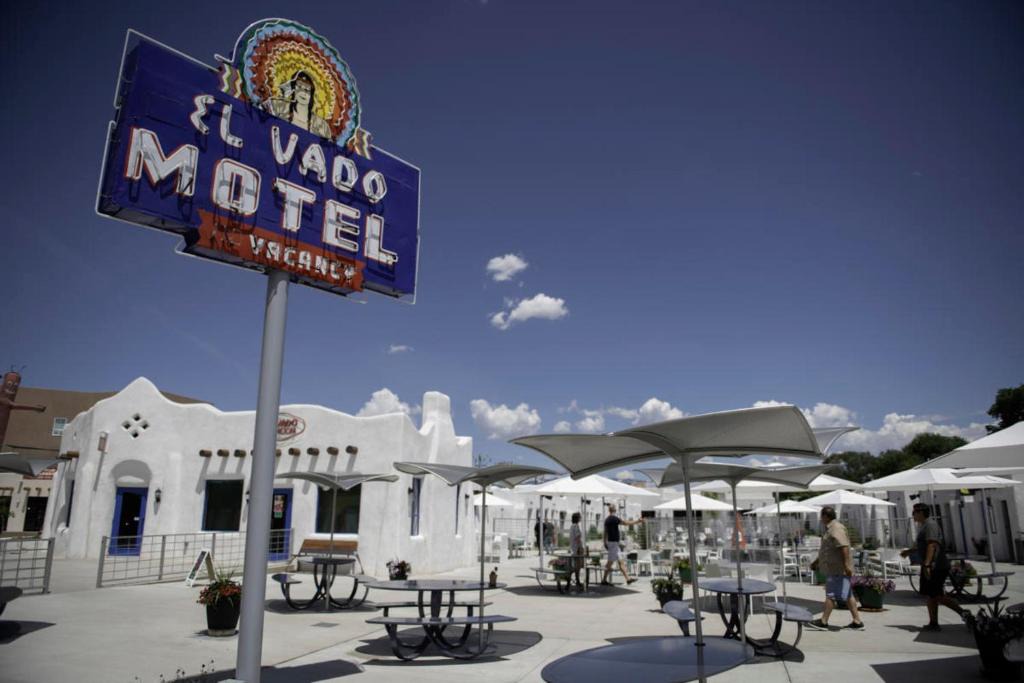 West Park Hotel | El Vado Motel