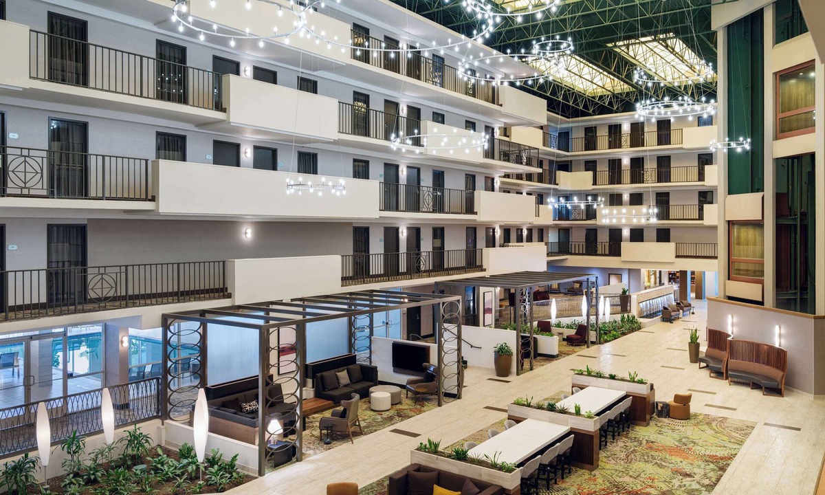 White Station Hotel | Embassy Suites by Hilton Memphis East Germantown Area