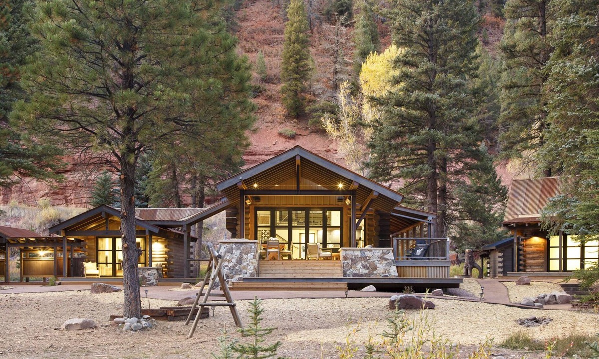 Dolores House | Exclusive Mountain Sanctuary | Hot Tub | 40 Private Acres | Gym