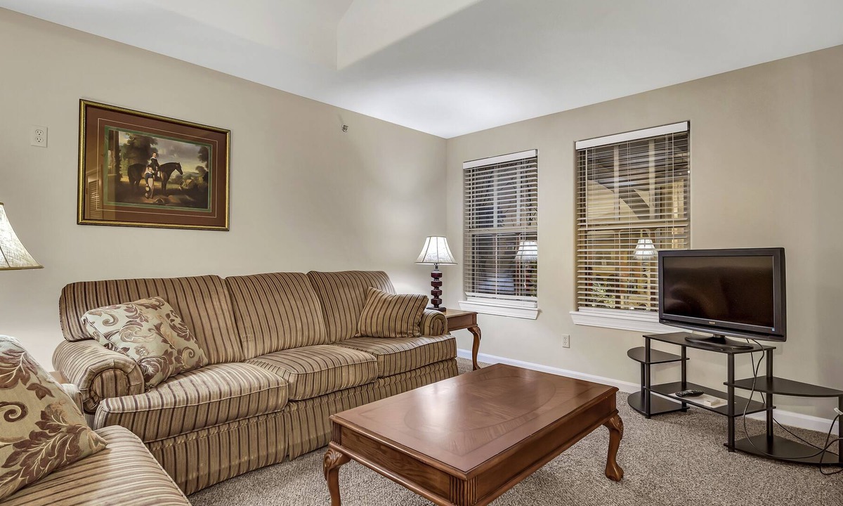 Blue Eye Condo | Experience True Peace at this Quaint Condo located at Morningside Resort!