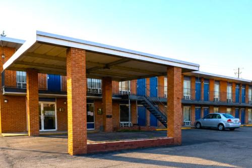 New Albany Hotel | Express Inn New Albany I 22