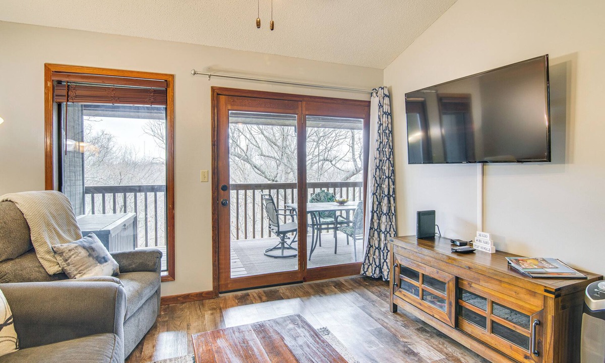 Notch Estates Condo | Family-Friendly Condo: 1 Mi to Silver Dollar City!