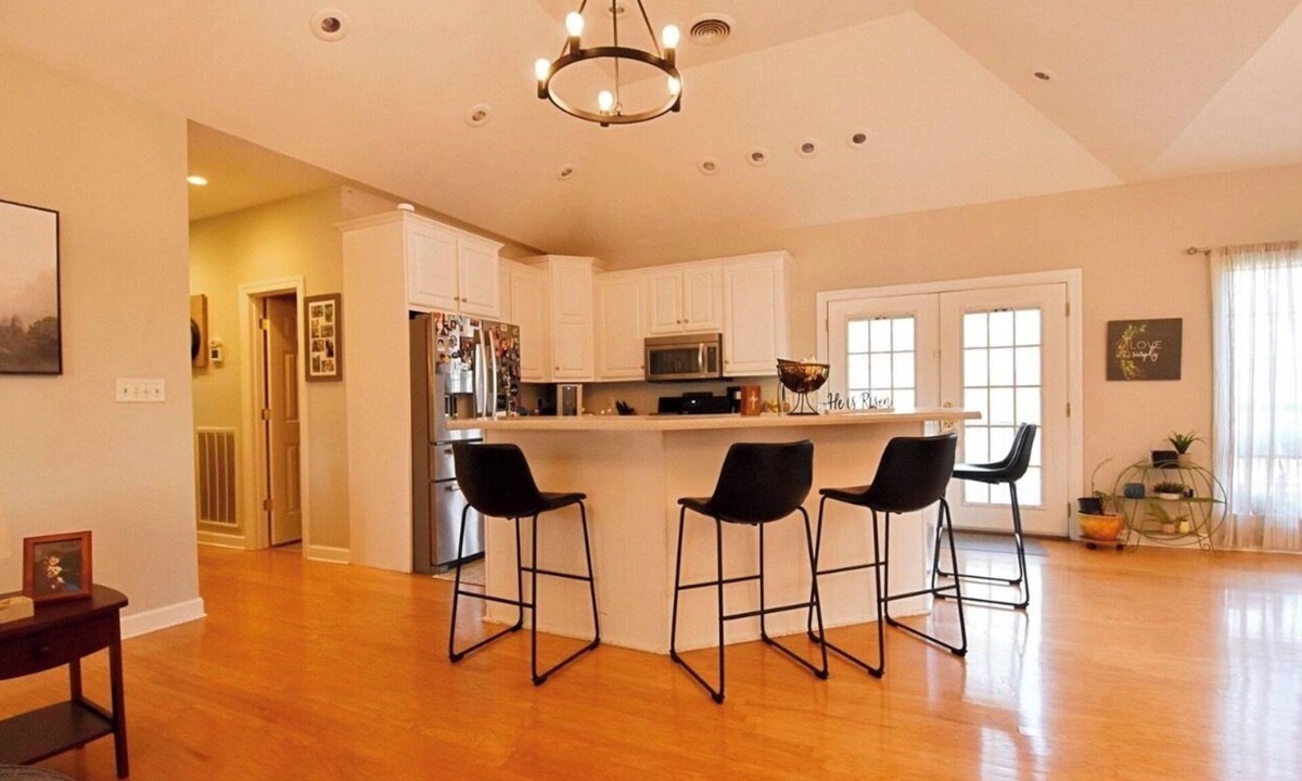 Tupelo House | Fully Furnished 3BR Home, Utilities Included Quiet + Move-In Ready.