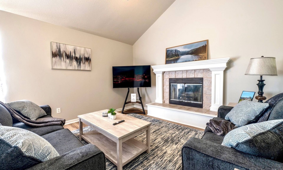 Smithville House | Galway Street Getaway: clean, comfy Smithville home in a quiet neighborhood. 2 bedrooms + bonus basement sleeper sofa, 3 full baths (primary ensuite + basement bath). KC attractions are typically 30–45 min away.