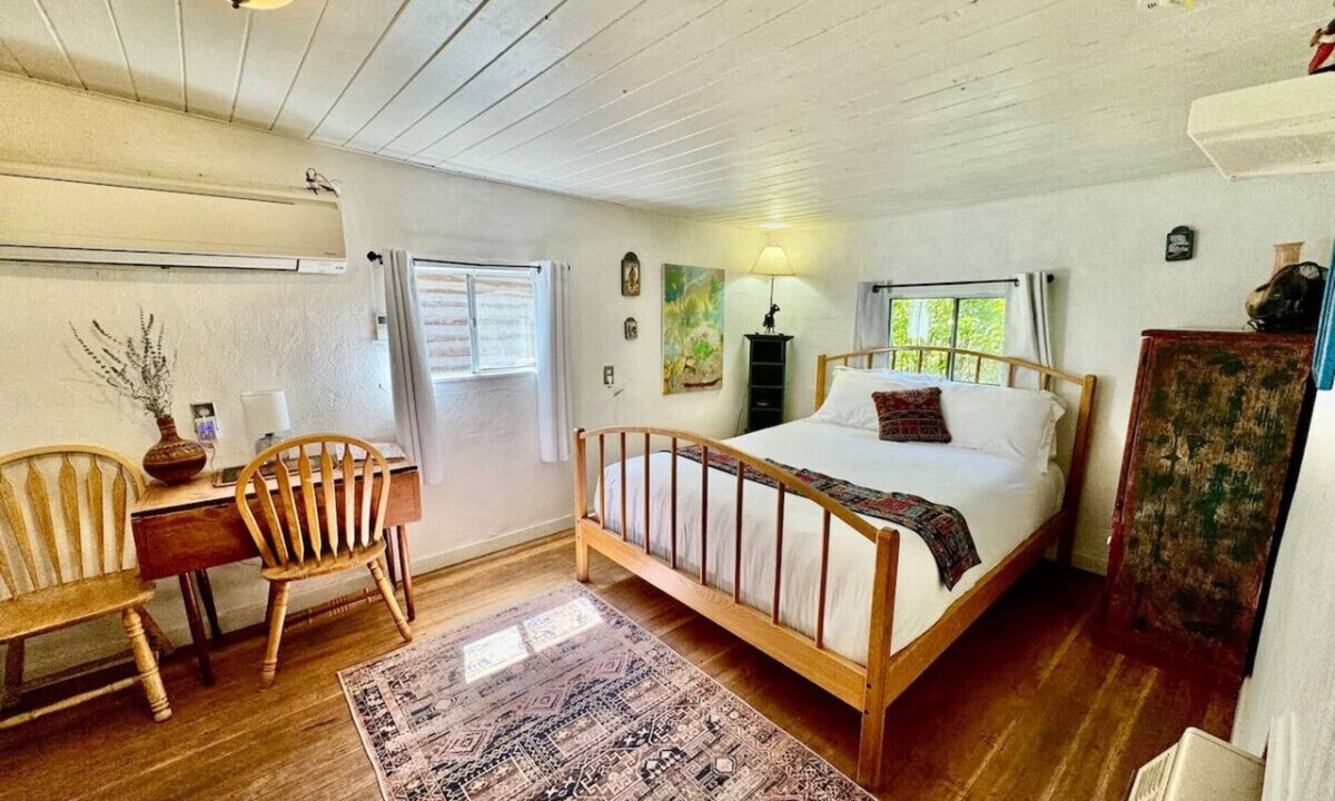 San Cristobal Cabin | GEORGIA O'KEEFE