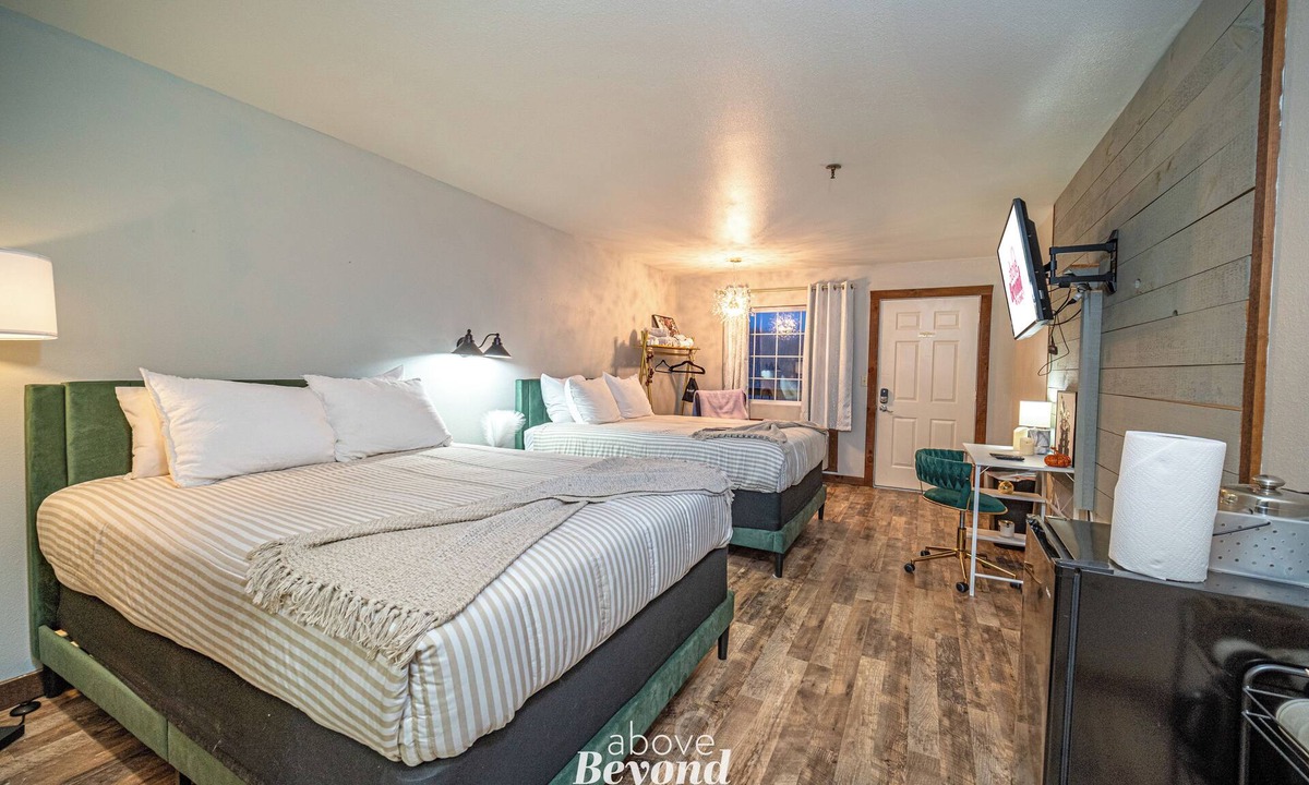 Indian Point Apartment | Glam Jam | 1 Bed, 1 Bath