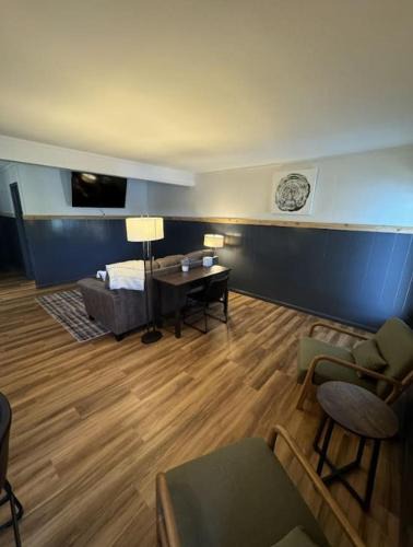 Osage Beach Apartment | GoZark Resort
