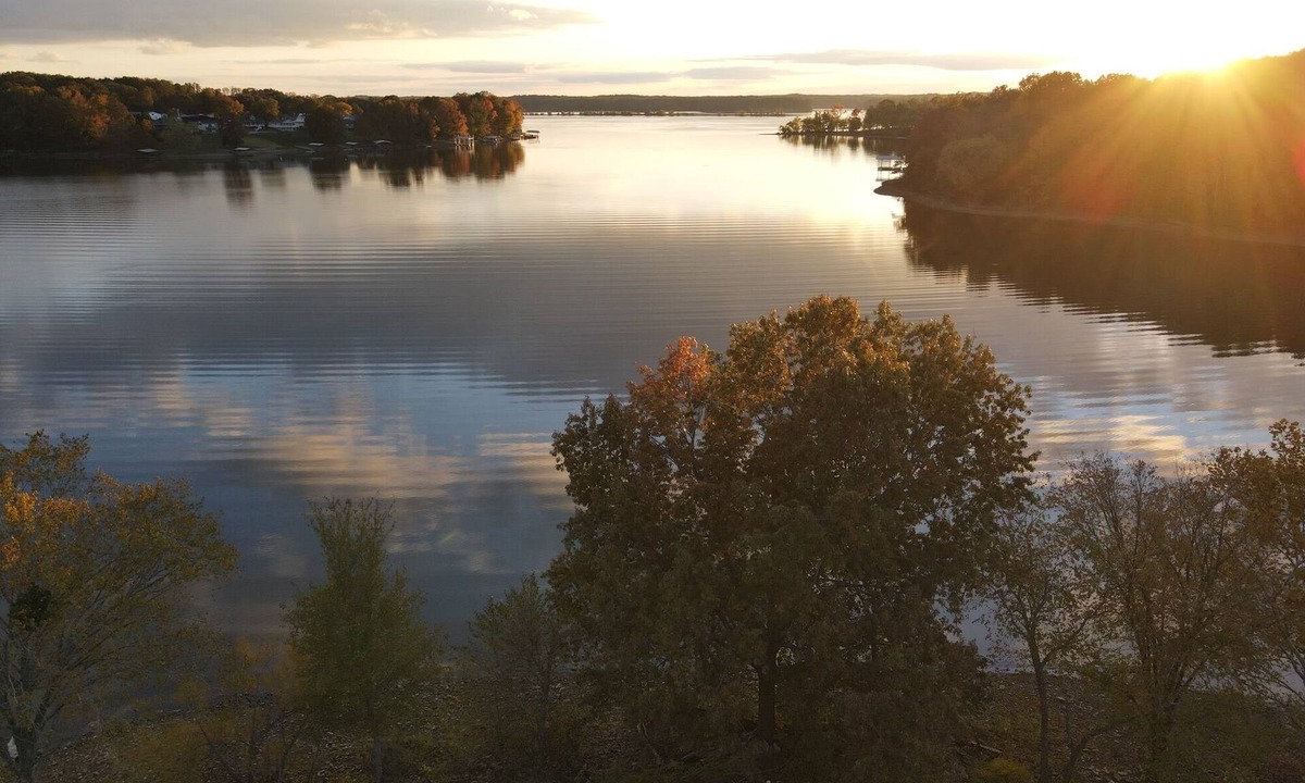Cadiz House | Grandpa's Lake Front Property with Private Dock!