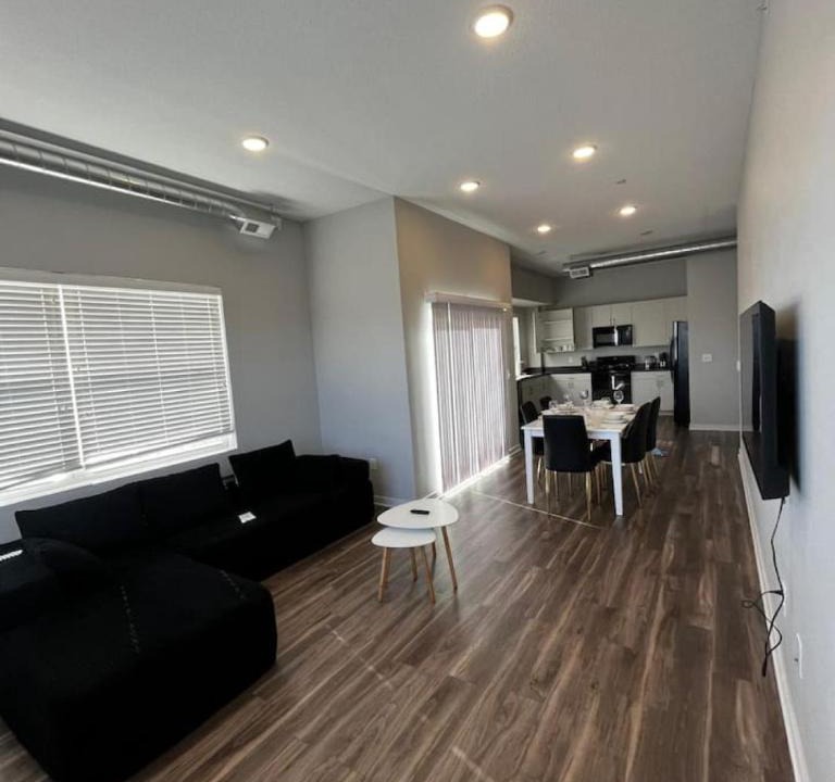 Downtown Des Moines Apartment | Graphite Loft