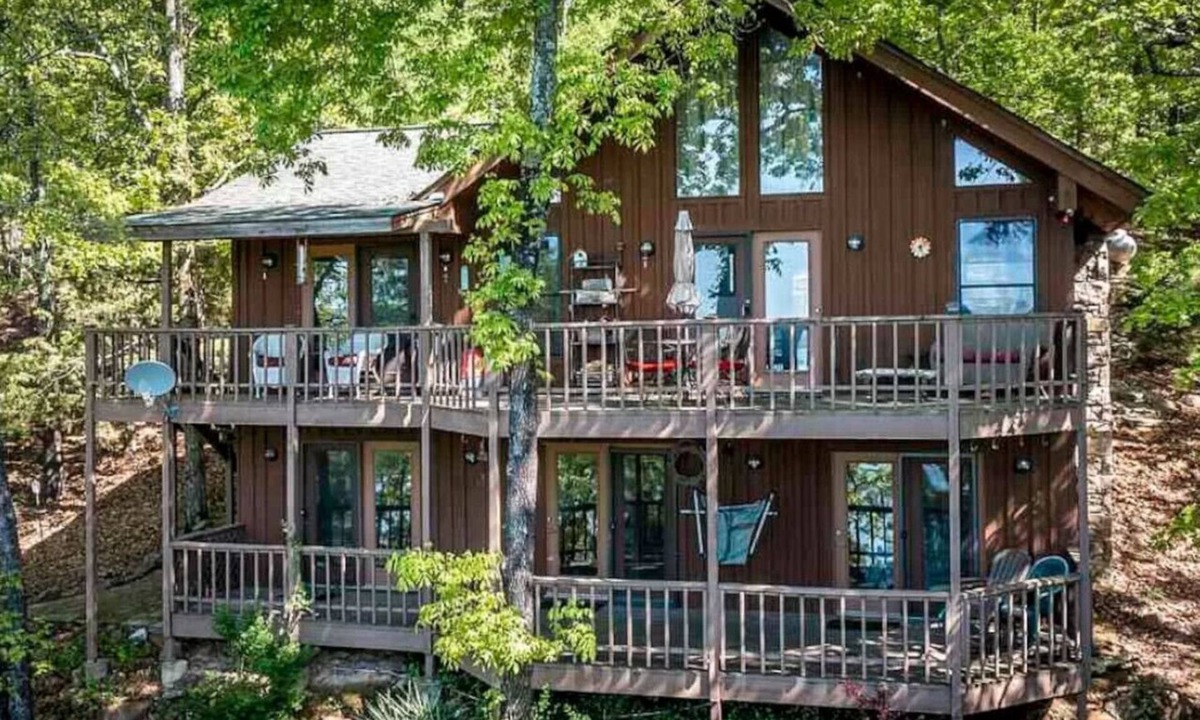 Edgemont House | Greers Ferry Lake Life Dreams