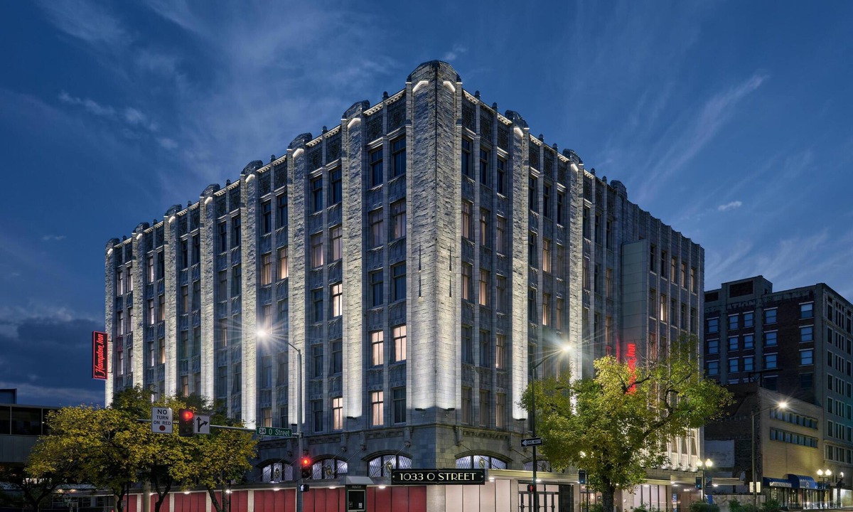 Downtown Lincoln Hotel | Hampton Inn by Hilton Lincoln Downtown