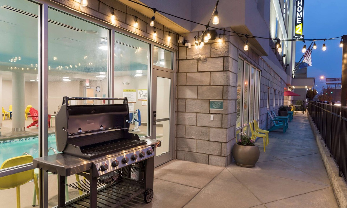 East Market District Hotel | Home2 Suites by Hilton Louisville Downtown NuLu