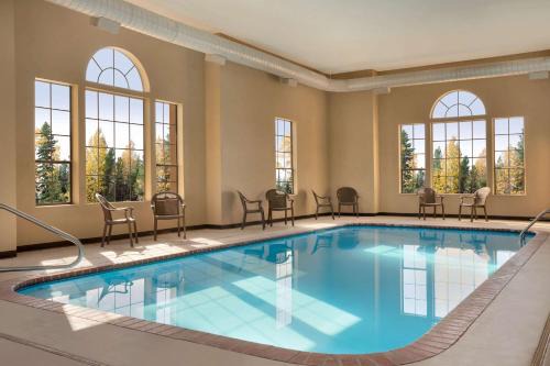 Olive Branch Hotel | Hometown Place