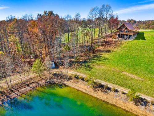 Primrose House | Hot Tub Private Pond Fire Pit near Off-Road Parks