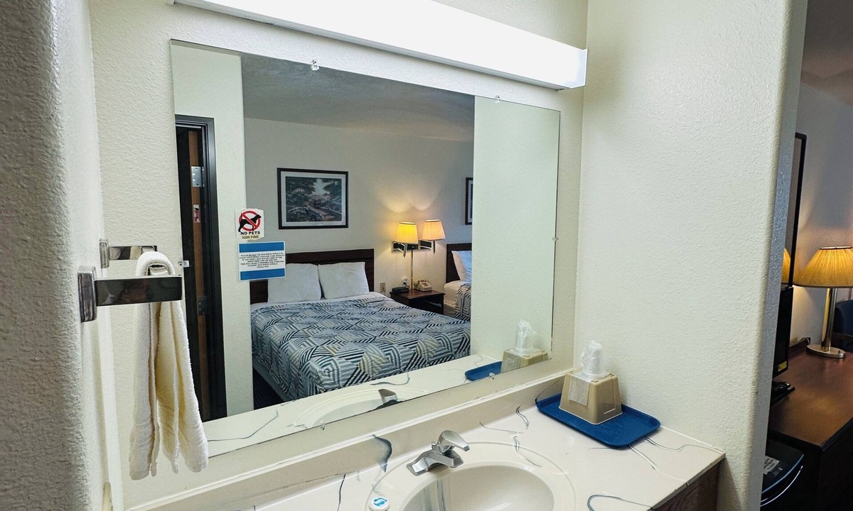 Imperial Hotel | Imperial Inn