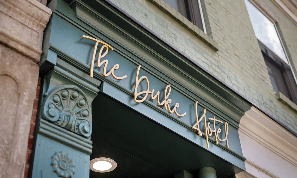 East Market District Apartment | Juke – Romantic Artist’s Retreat in Louisville