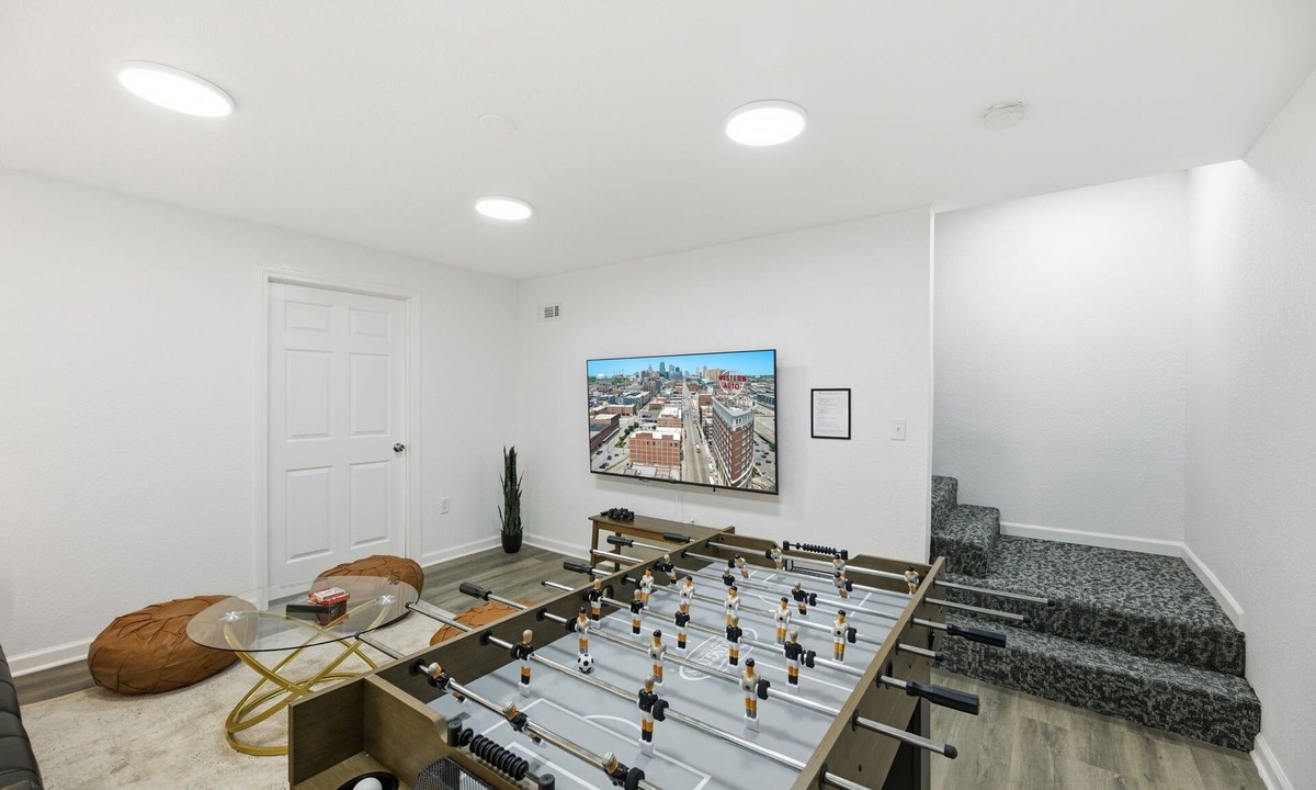 Waldron House | Kansas City Home w/Game Lounge and Movie Lounge, King Beds & Grill Sleeps 6