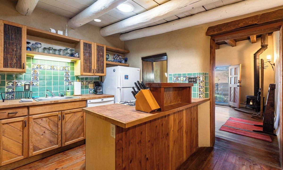 Taos Condo | Kiva Velo - Experience Authentic Taos Living