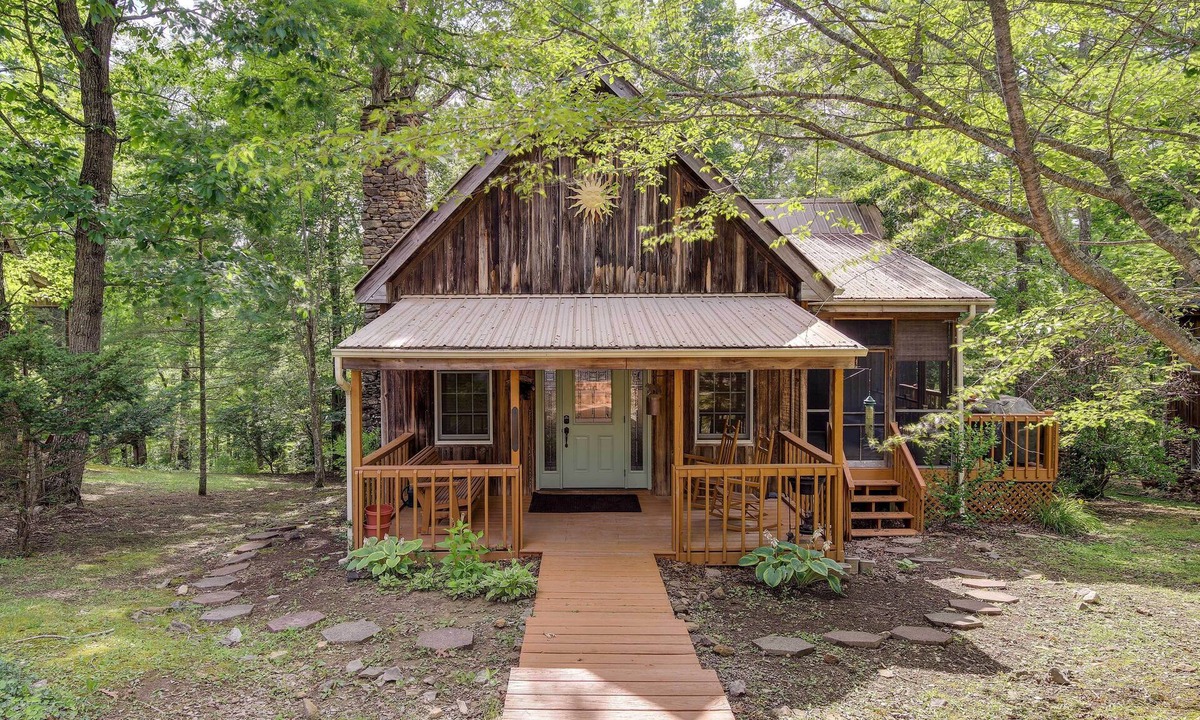 Sloans Valley Cabin | Lake Cumberland Resort Cabin In Gated Community!