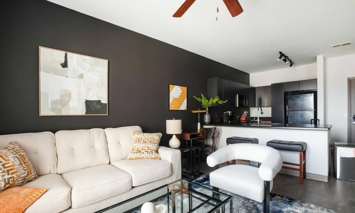 Springfield Apartment | Landing | Chic 1BD, Courtyard