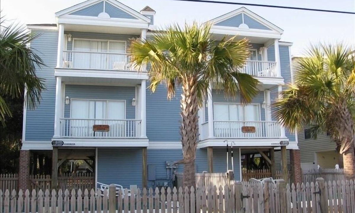 Surfside Beach House | Large Beach View House in Surfside, South Carolina