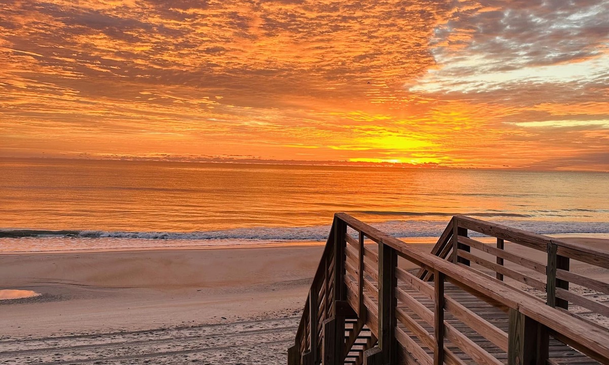 Surf City Condo | Linens, Snacks & Sea Included