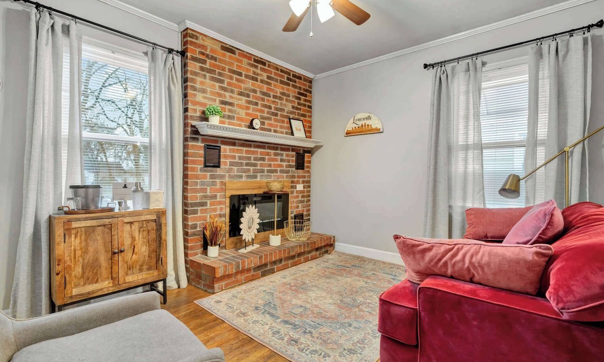 Taylor Berry House | Louisville Cozy Gem: Near Downtown & Attractions!