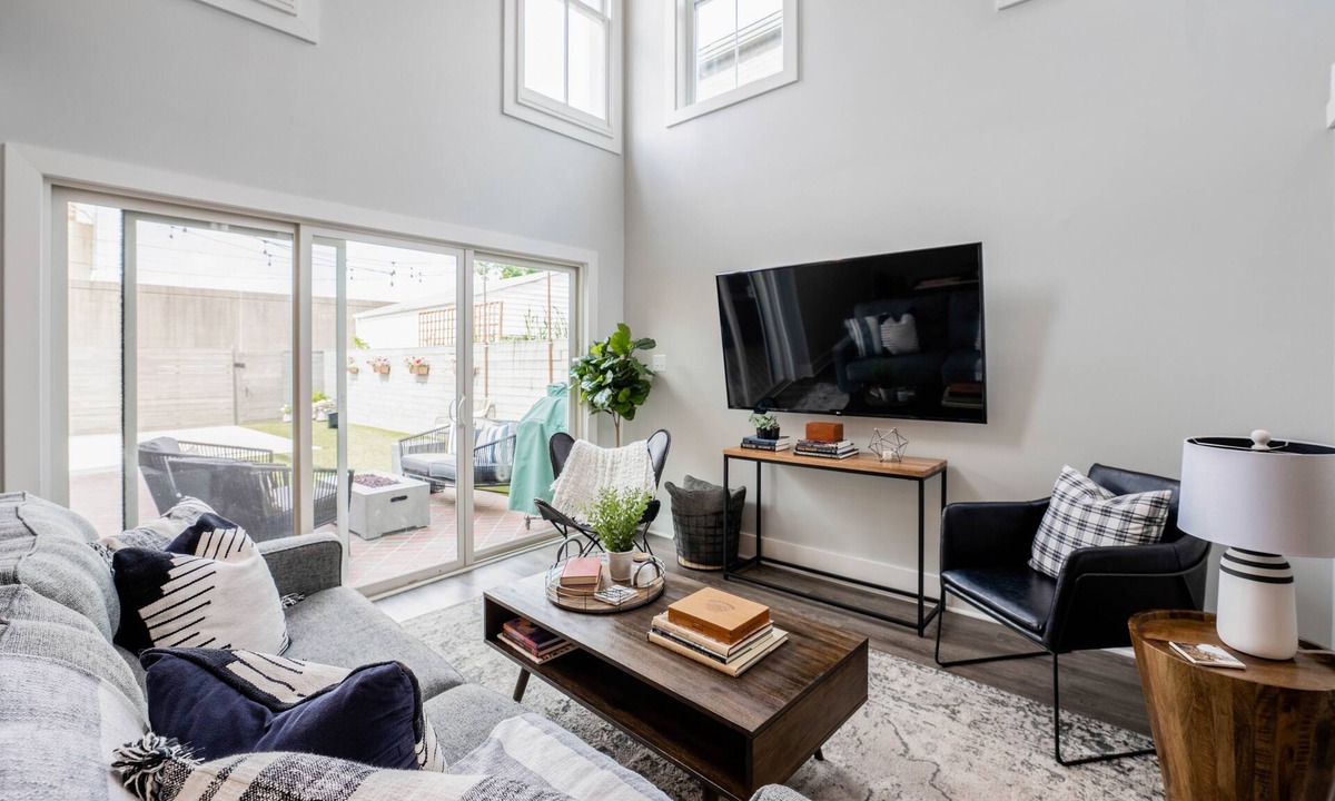 Butchertown House | Louisville's Award-Winning Historic Shantyboathouse