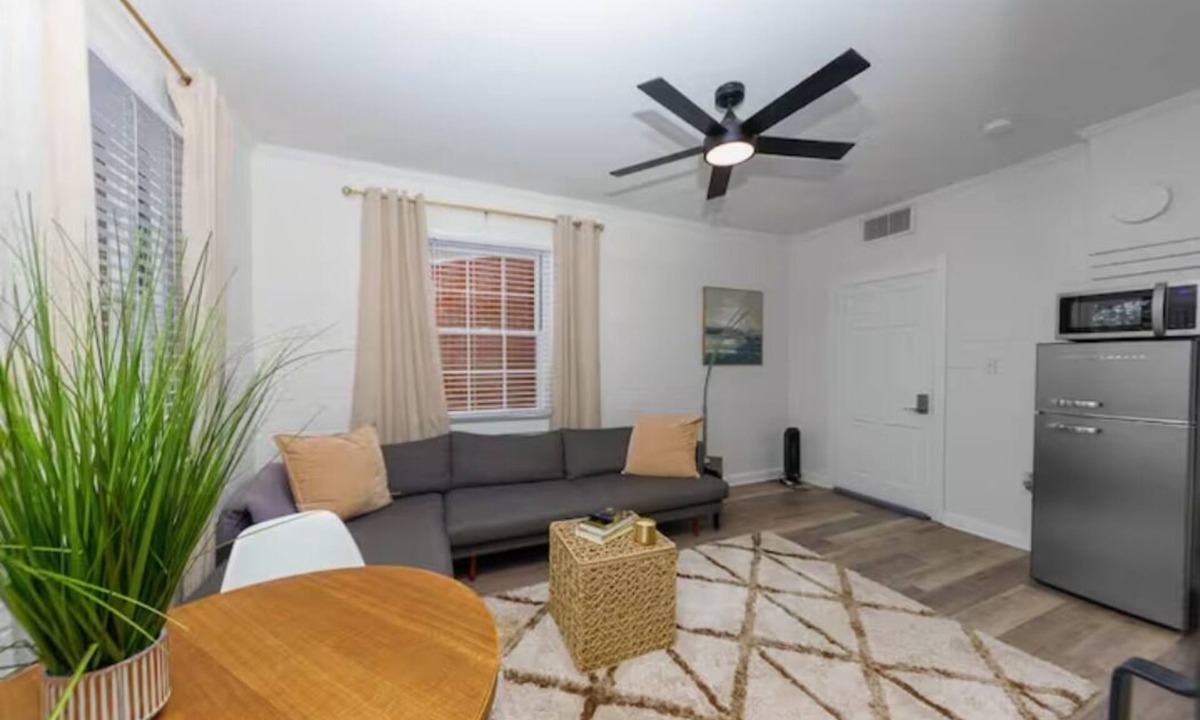New Bern Apartment | Lovely 1 BR with King bed Apt 2