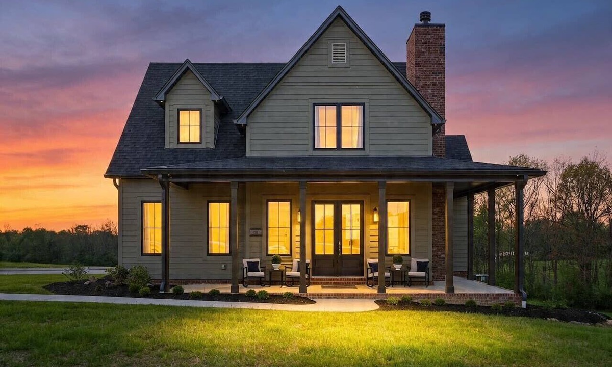 Simpsonville House | Luxury Country Retreat | Sleeps 15 | Bourbon Trail