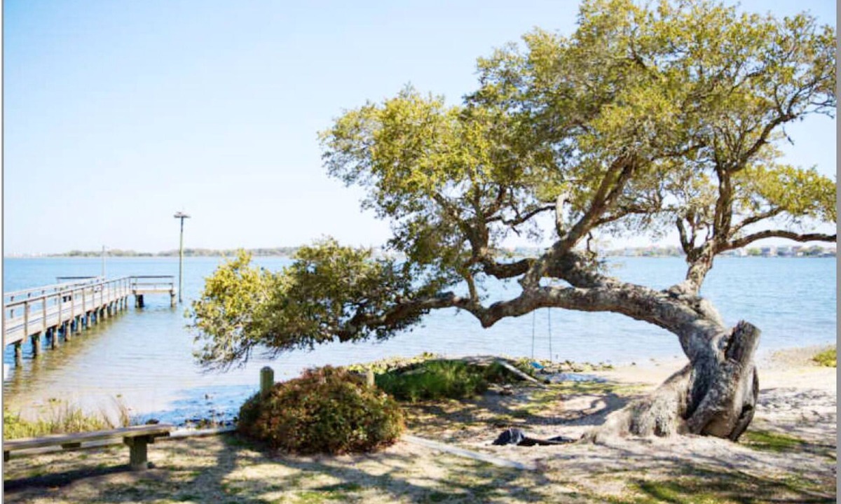 Sneads Ferry Cottage | Mariposa is minutes to N Topsail Beach, and Chadwick Bay, NC OFF SEASON RATES