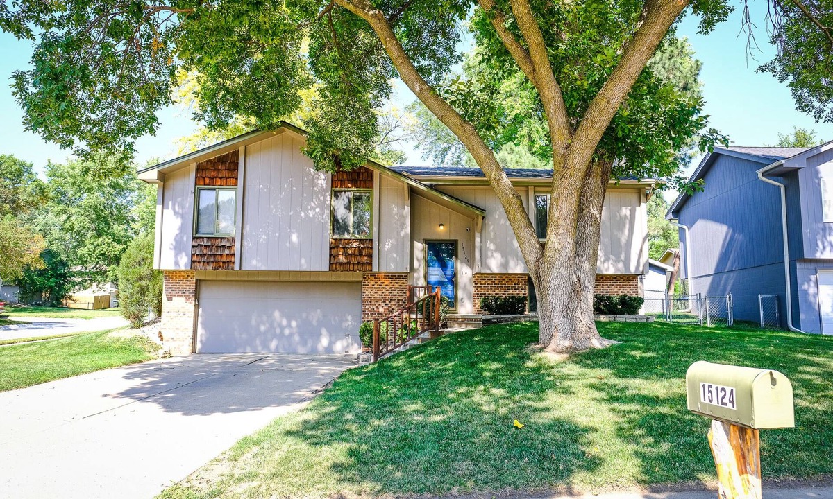 West Omaha House | Modern 3BR West Omaha, Garage, Fenced Yard, EV Charger, W/D, Pet-Friendly