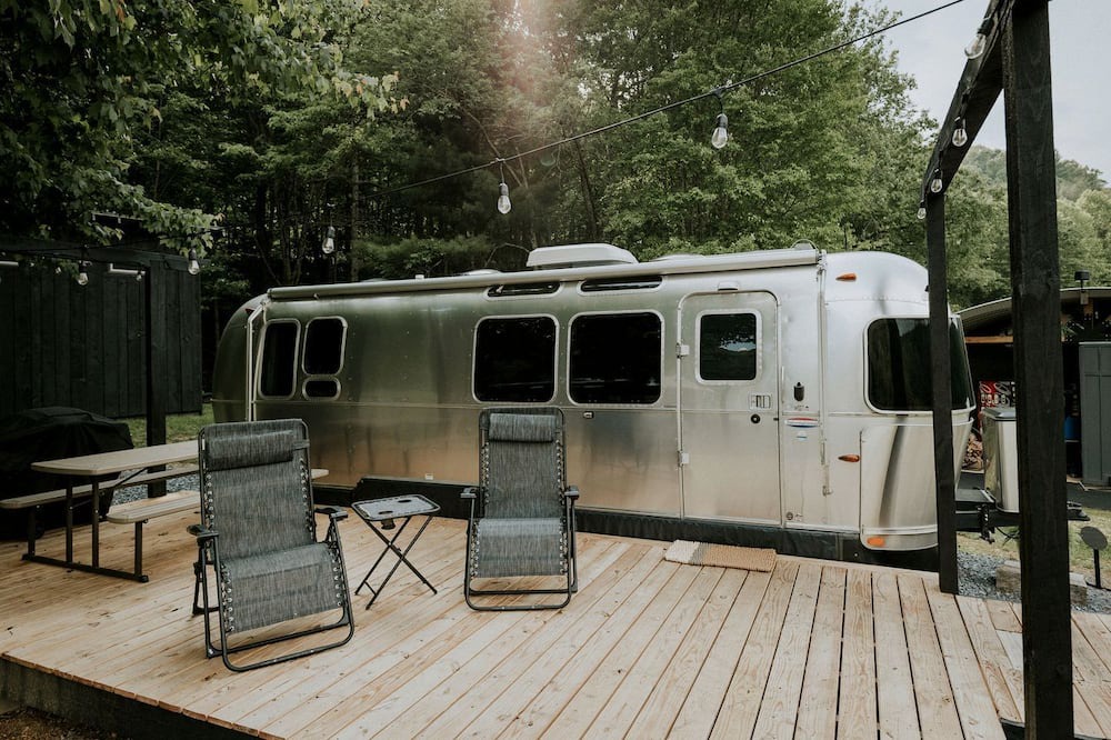 Flag Pond House | Modern Airstream Perfect for Couples Getaway in Erwin, Tennessee