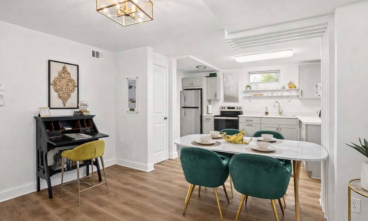 Audubon Apartment | Modern unit near Churchill Downs and Expo Center!