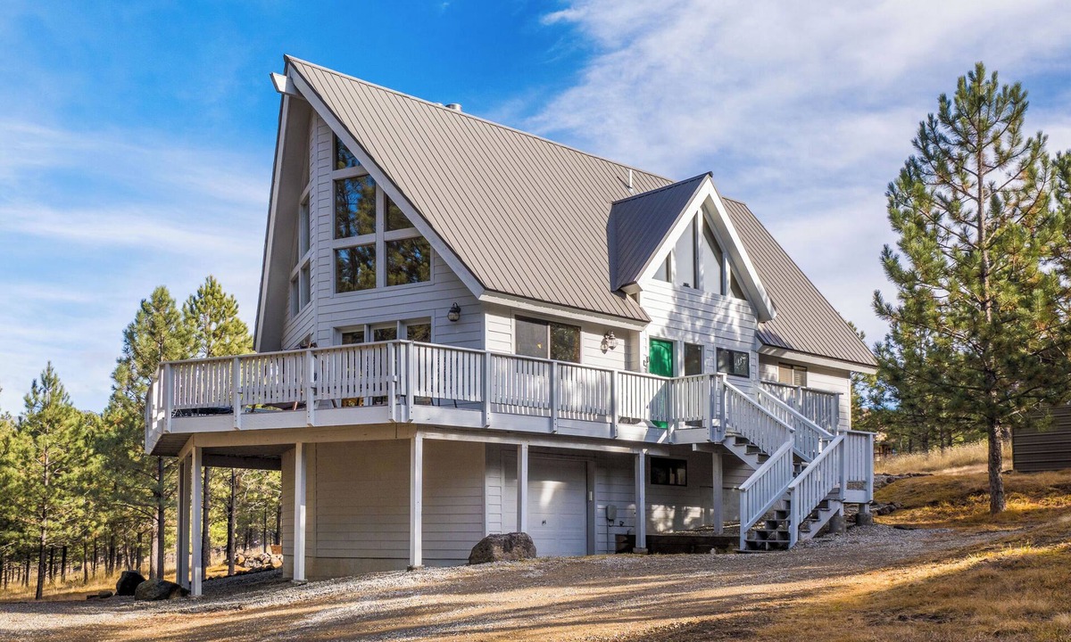 Angel Fire House | Mountain House w/Hot Tub, Firepit, Ping Pong, Decks, Walk to Golf/Tennis/Park