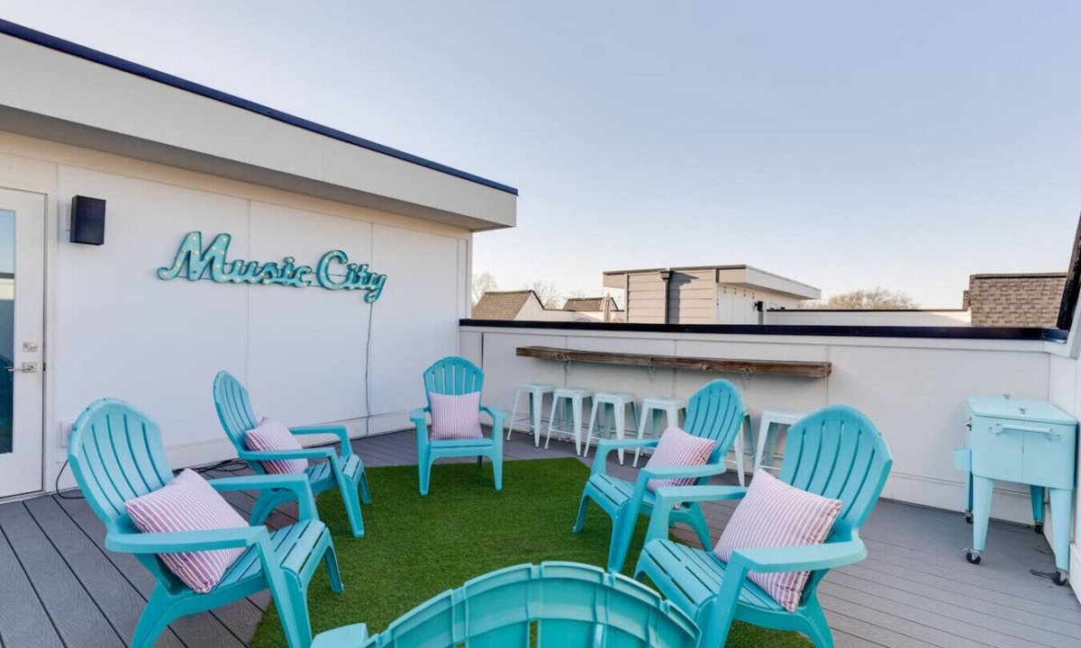 Nashville Villa | Music Valley Pad: Rooftop | 5 Min to Opry