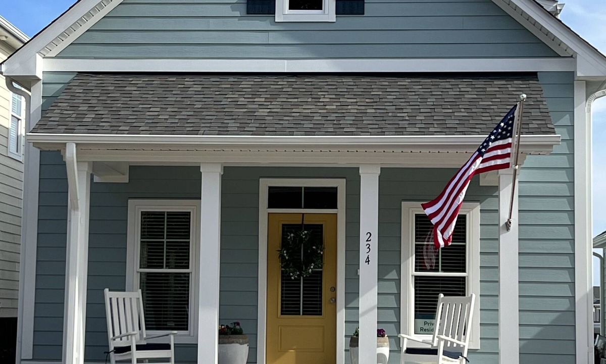 Morehead City House | New Beaufort home at Beau Coast Retreat for ultimate comfort and fun!