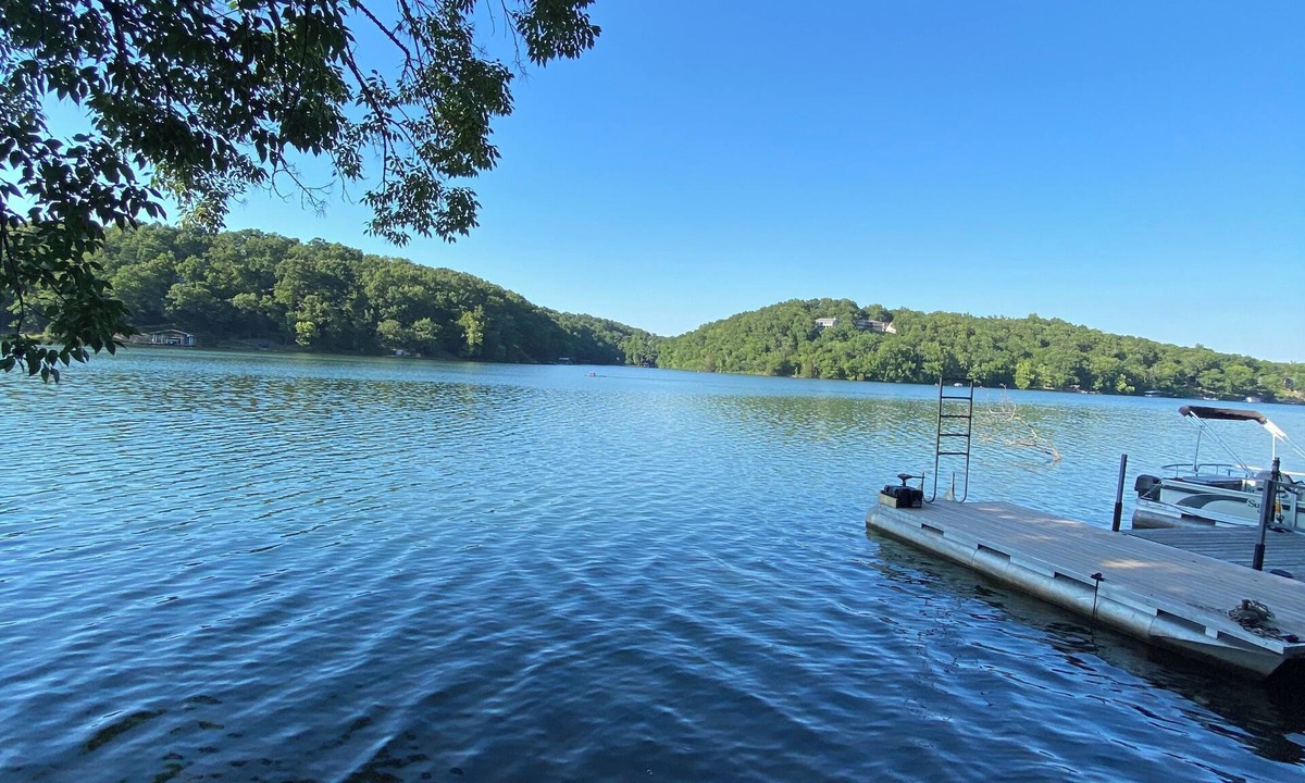 Bella Vista House | Newer home with lake side lower-level entry apartment, Near Buckingham Trail hea