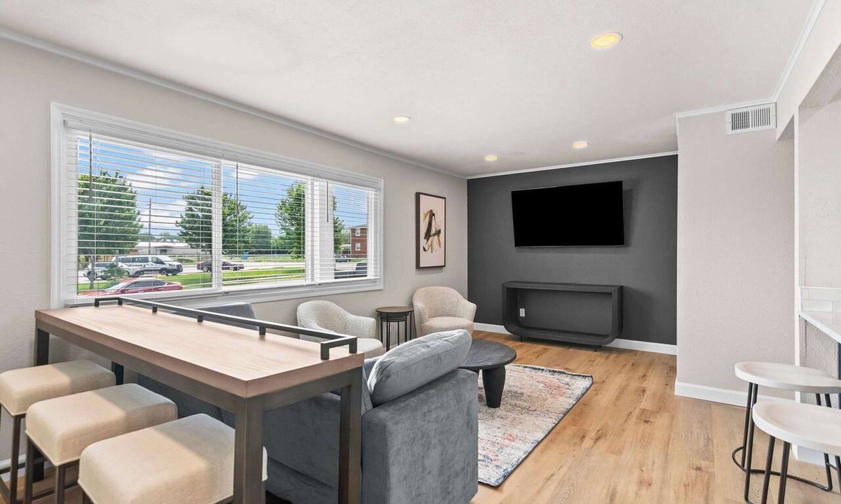 Springfield Apartment | Newly Renovated Unit in Central Spfld! #301