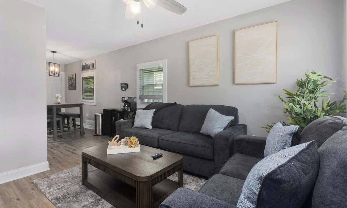 Olathe House | Olathe corporate retreat New