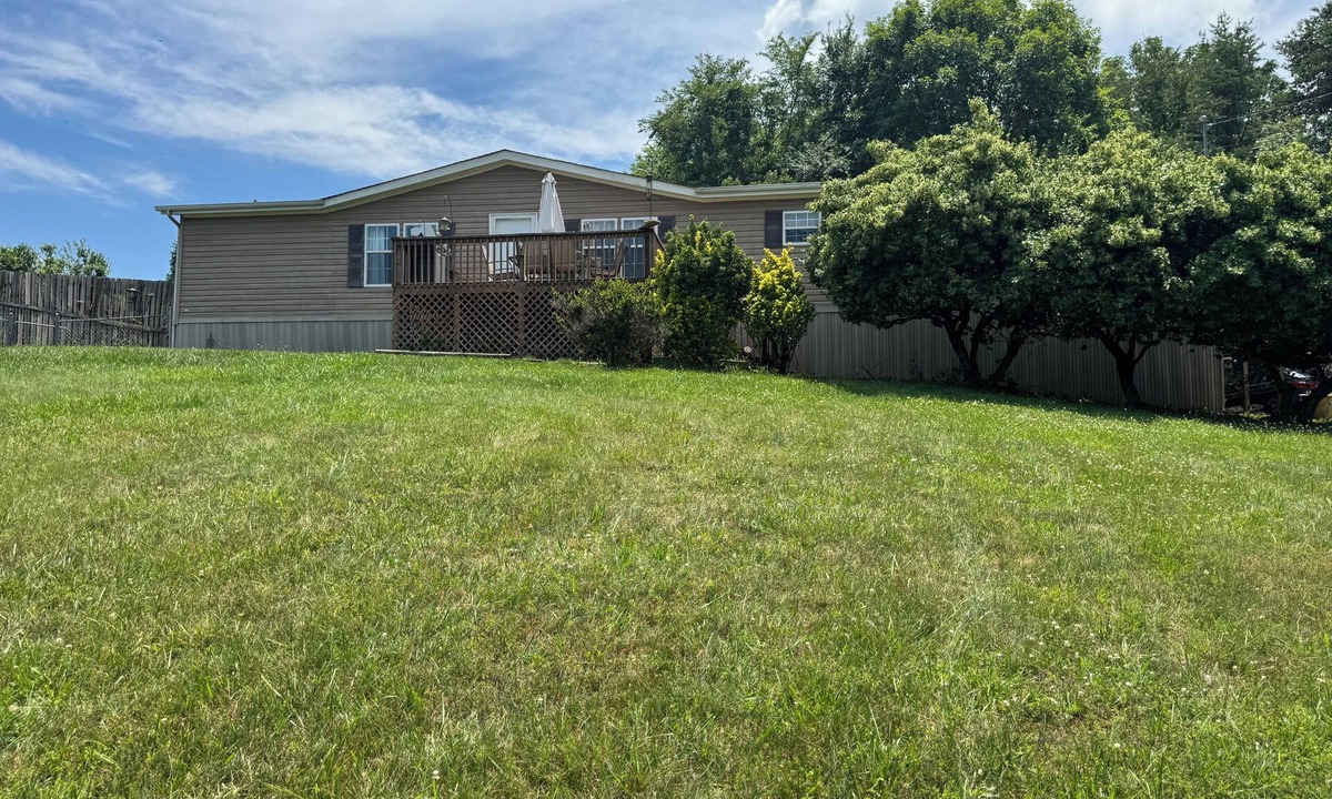 Kodak House | Overlook Nook, 3-bedroom house in charming Kodak